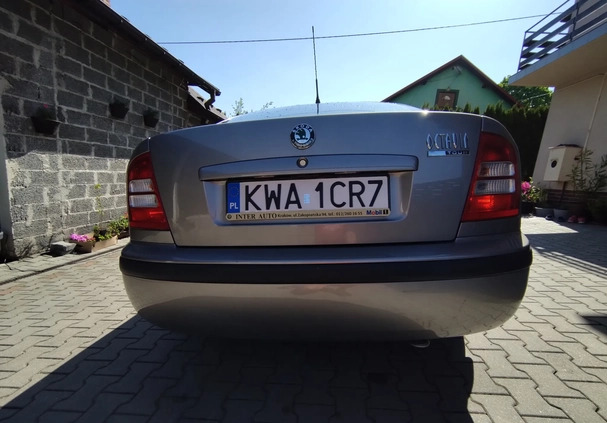 Skoda Octavia cena 23300 przebieg: 167480, rok produkcji 2010 z Wisła małe 232